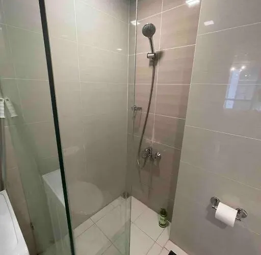 Apartment Cozy 1 Bedroom One Uptown Residences Bgc